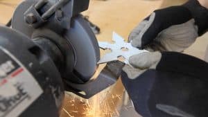 Make a Throwing Star from a Saw Blade 0012