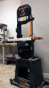 Shop-Tour-SawStop-Grizzly-G0555LANV-bandsaw-0002