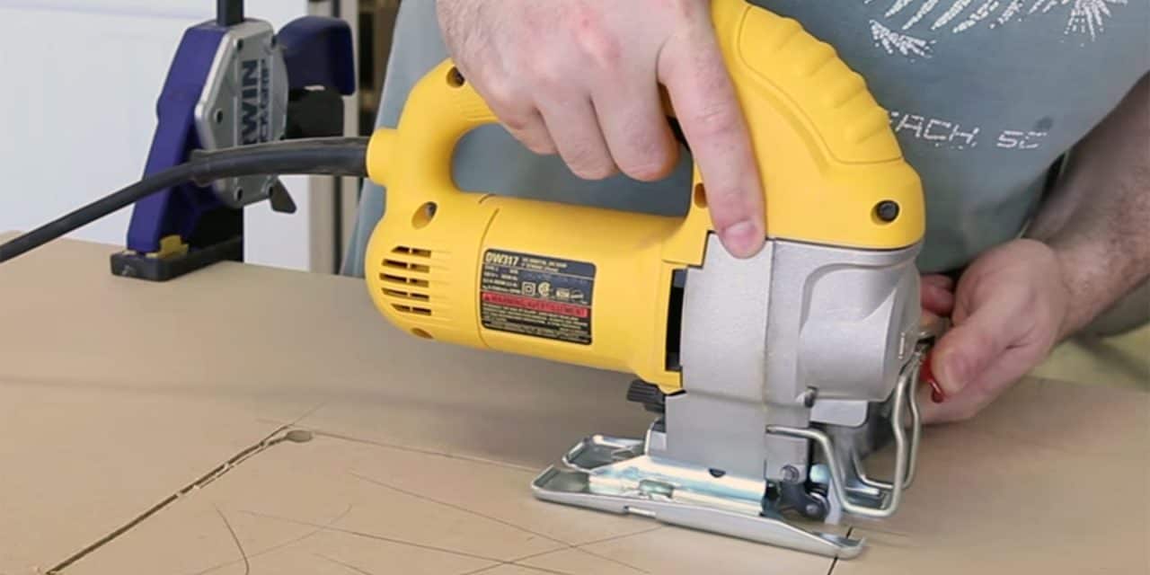 Why Your Jigsaw isn't Cutting Straight The Geek Pub