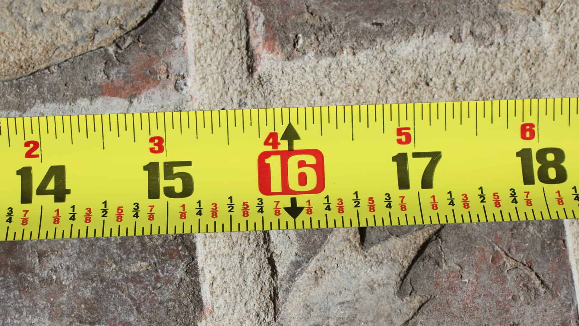 How to use a Tape Measure (The Right Way) - The Geek Pub