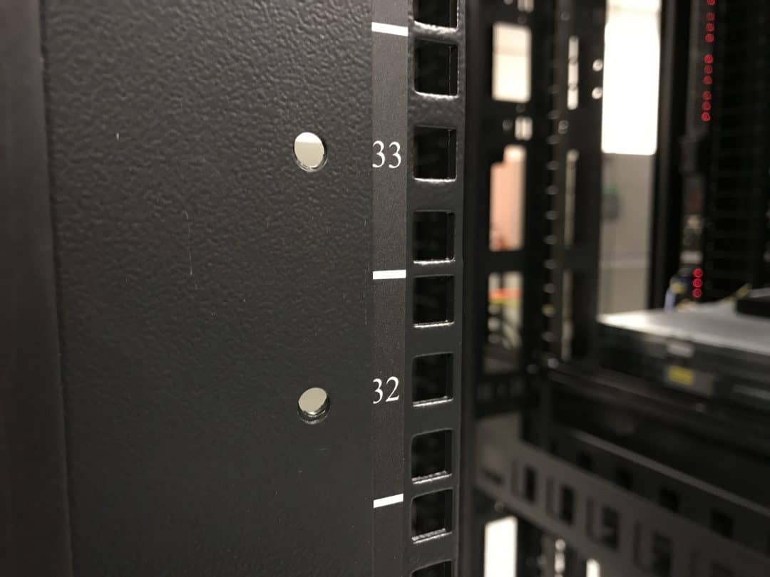 What does 1U, 2U, 3U Mean? Rack Units Explained The Geek Pub