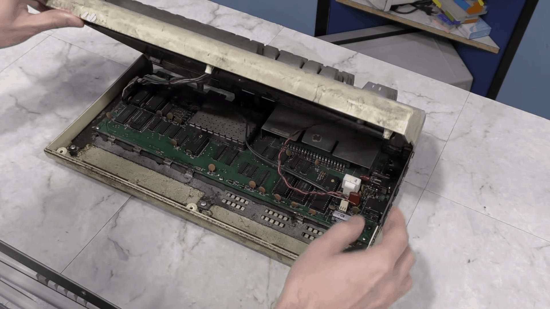 Opening the VIC-20