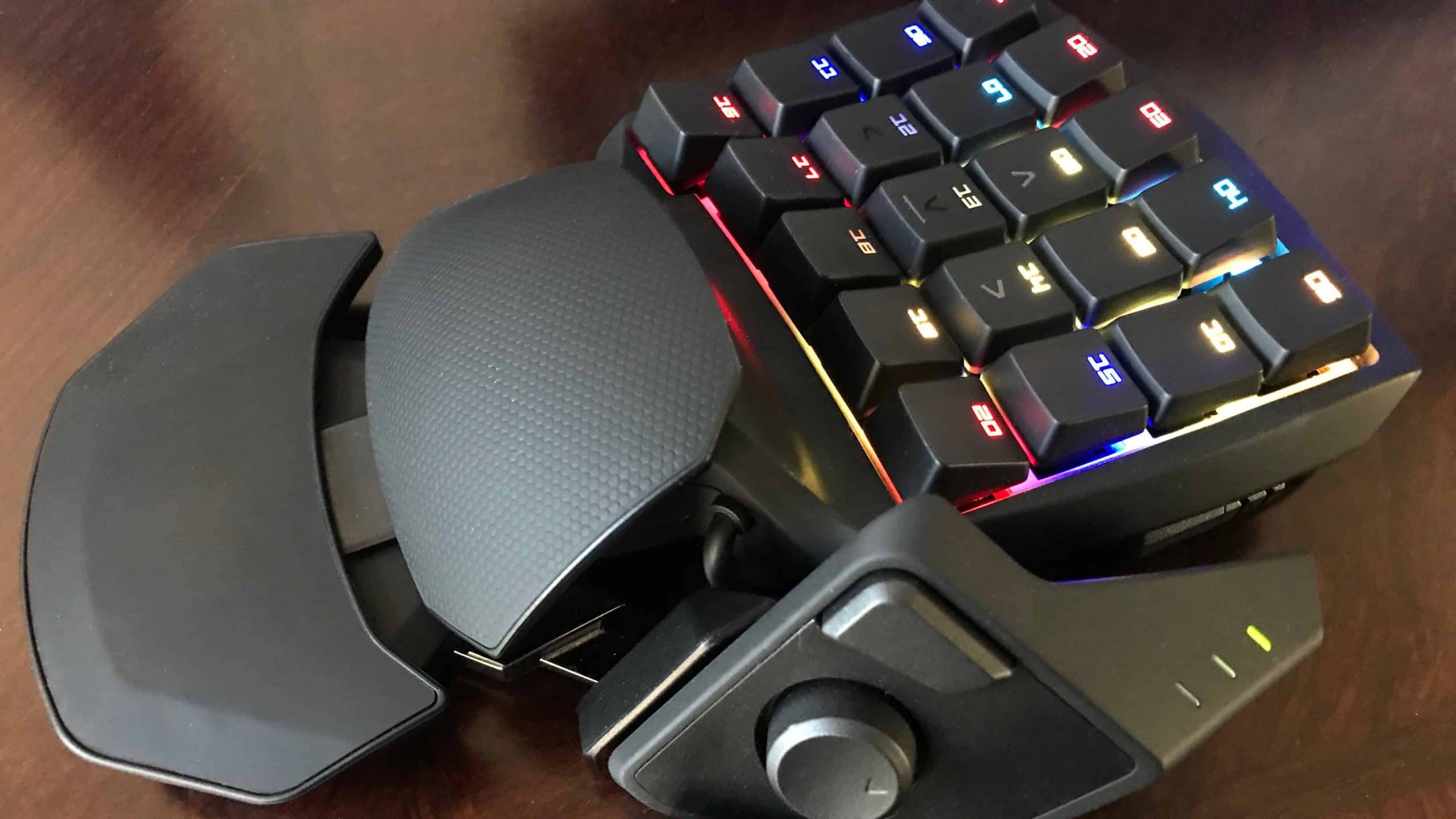 Razer Orbweaver Chroma Review - The Geek Pub