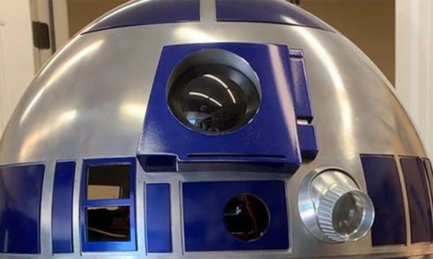 Full Size R2-D2 Remote Control (Raspberry Pi)