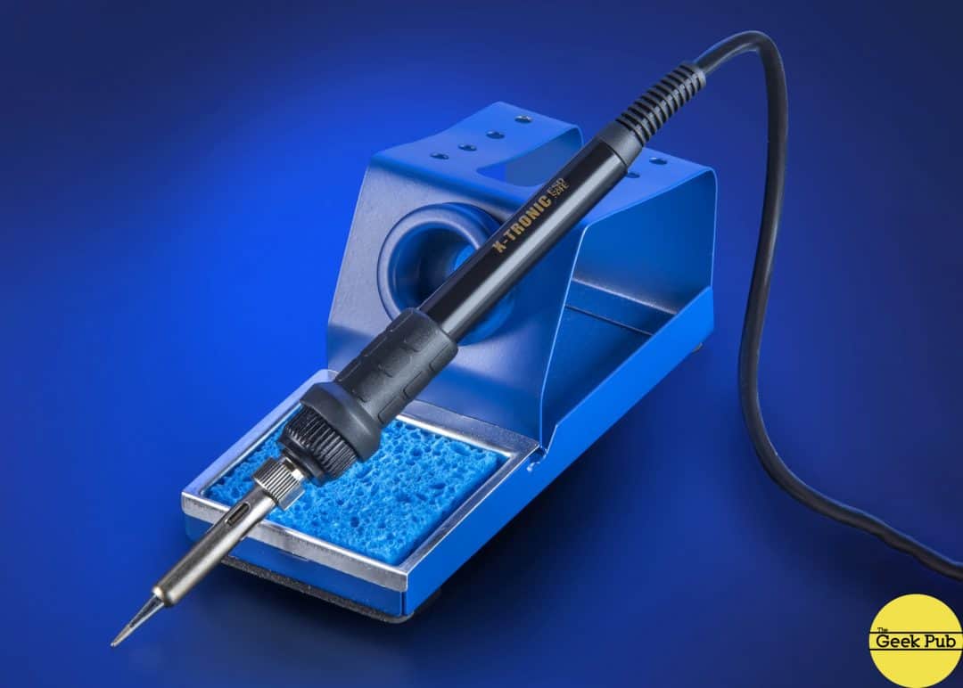 The Best Soldering Stations (Updated for 2022) The Geek Pub