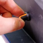 installing the knob